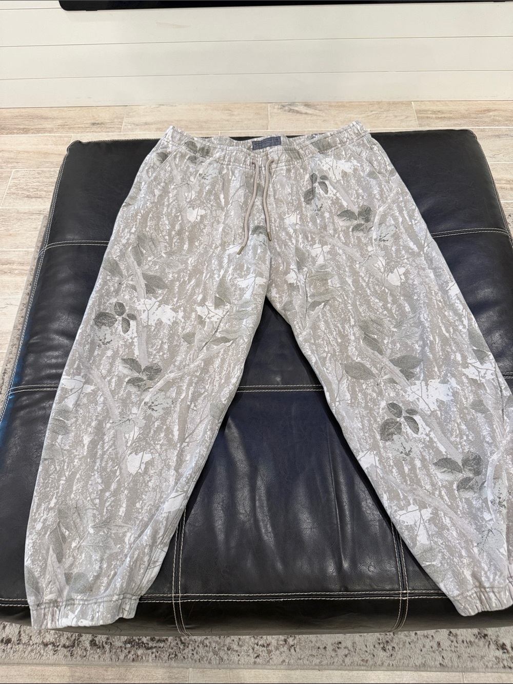 Womens Lightweight Gray Camouflage Jogger  Sweat Pants